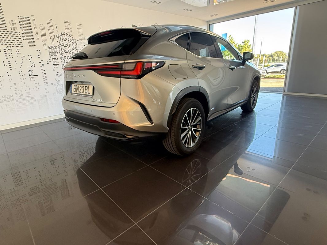 lexus-nx-2024-hibrido-a-gasolina-2487cc