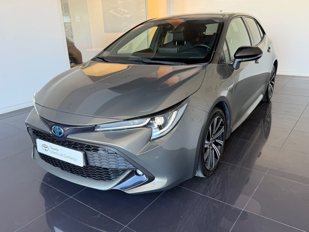 toyota-corolla-2021-hibrido-a-gasolina-1798cc