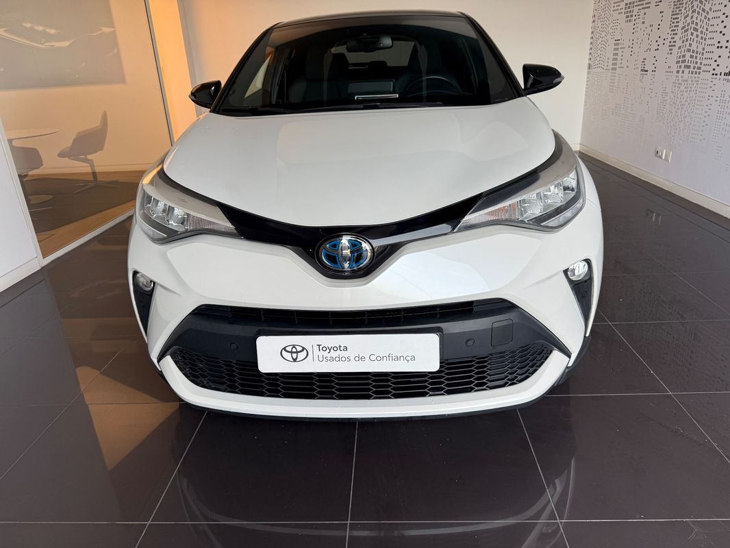 toyota-c-hr-2022-hibrido-a-gasolina-1798cc