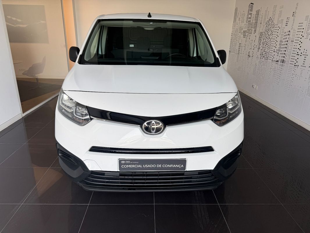 toyota-proace-2022-diesel-1499cc