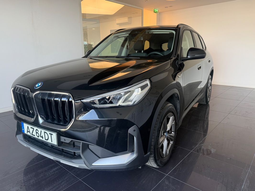 bmw-x1-2023-hibrido-a-gasolina-1499cc