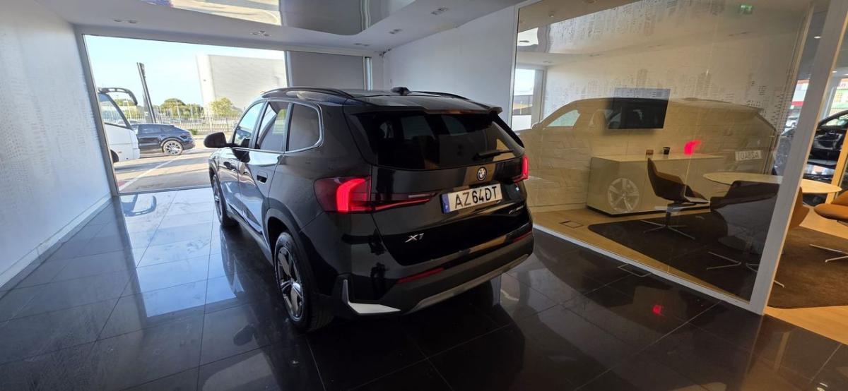 bmw-x1-2023-hibrido-a-gasolina-1499cc