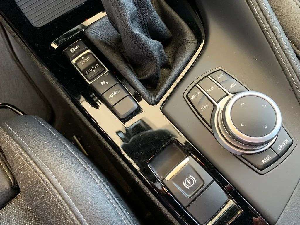 bmw-x2-2021-hibrido-a-gasolina-1499cc