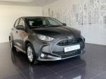 toyota-yaris-2024-hibrido-a-gasolina-1490cc