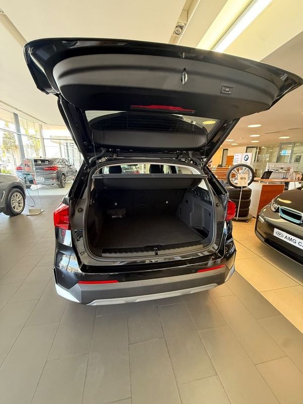 bmw-x1-2023-hibrido-a-gasolina-1499cc
