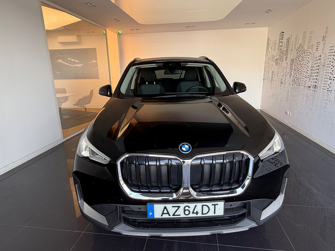bmw-x1-2023-hibrido-a-gasolina-1499cc