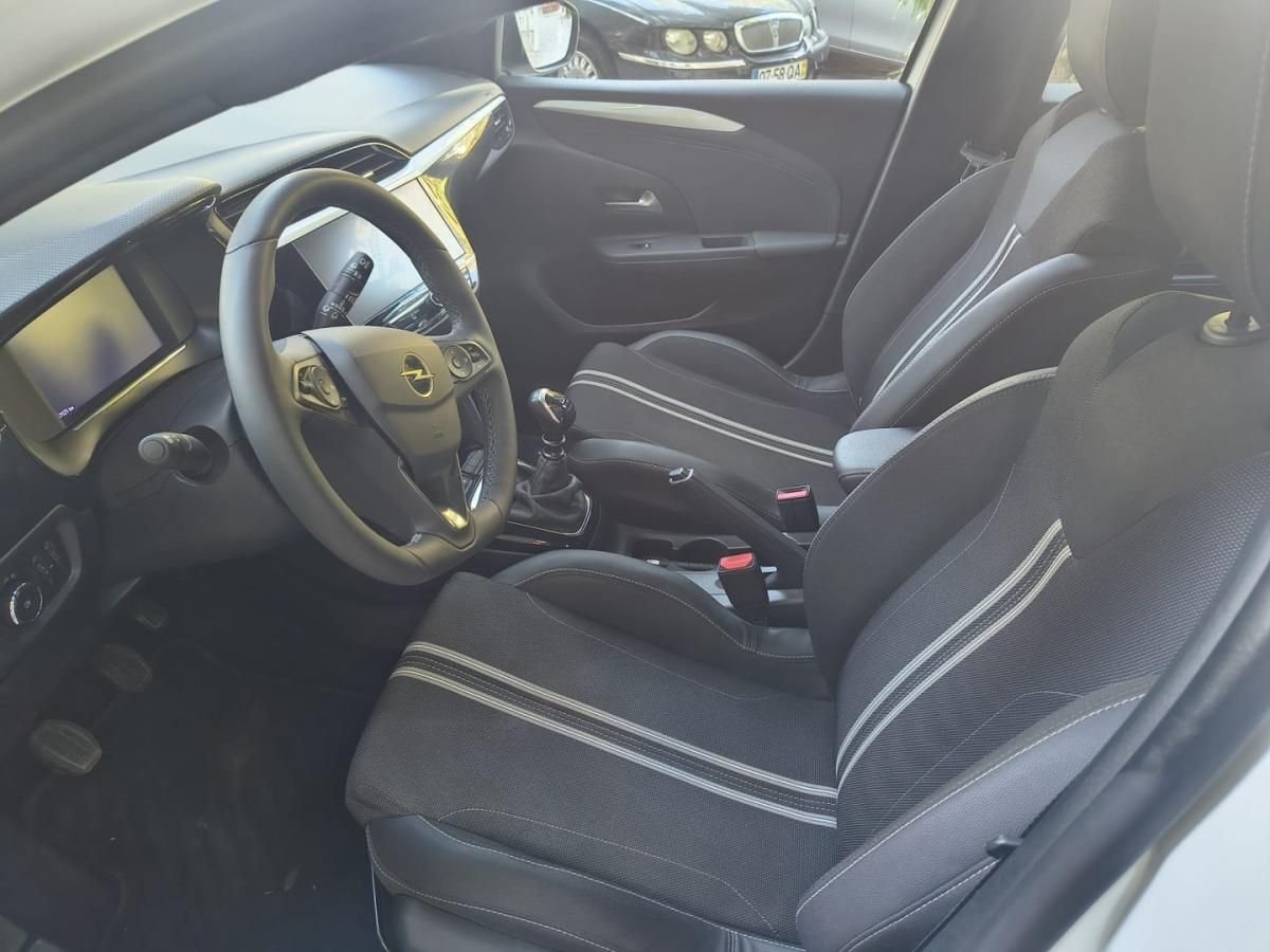 opel-corsa-2025-gasolina-1199cc
