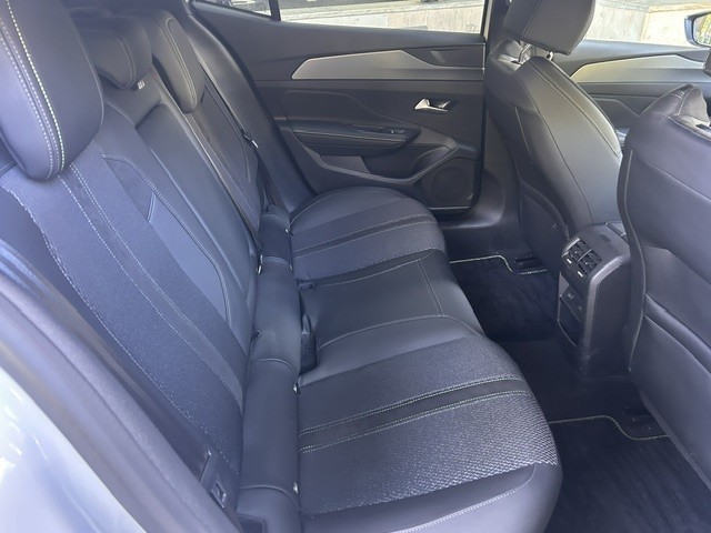 peugeot-408-2025-hibrido-1598cc