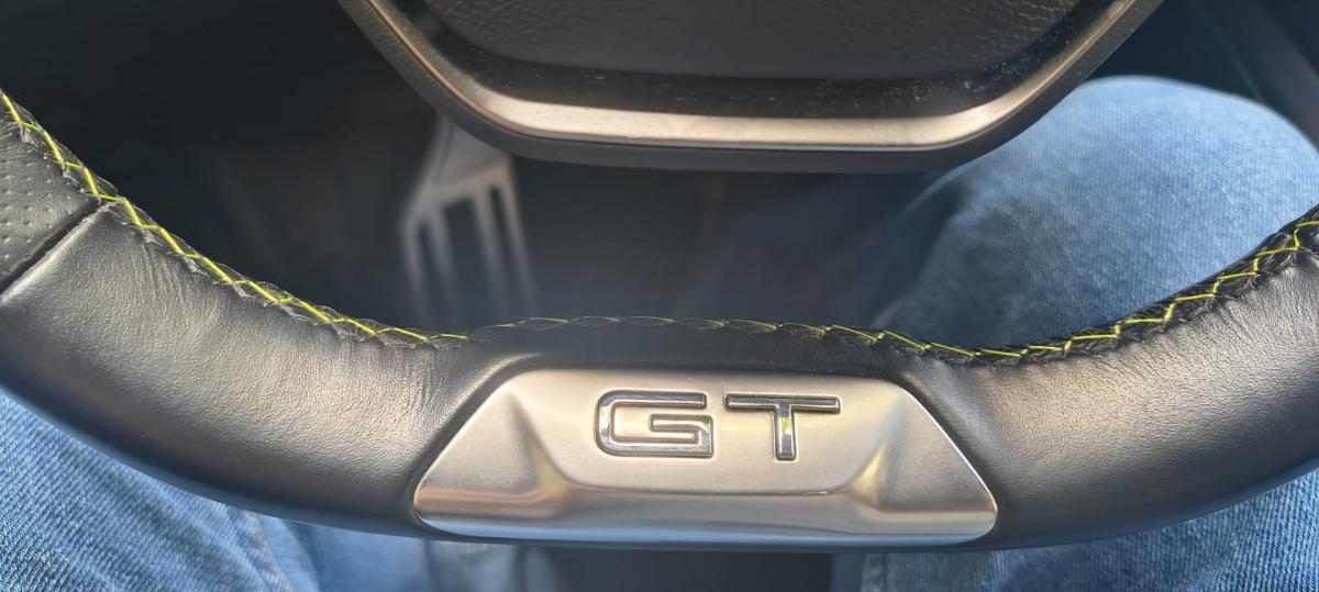 peugeot-308-2022-hibrido-1598cc