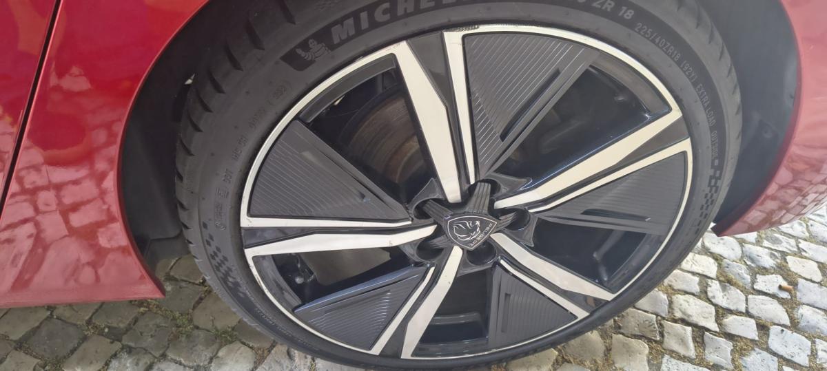 peugeot-308-2022-hibrido-1598cc