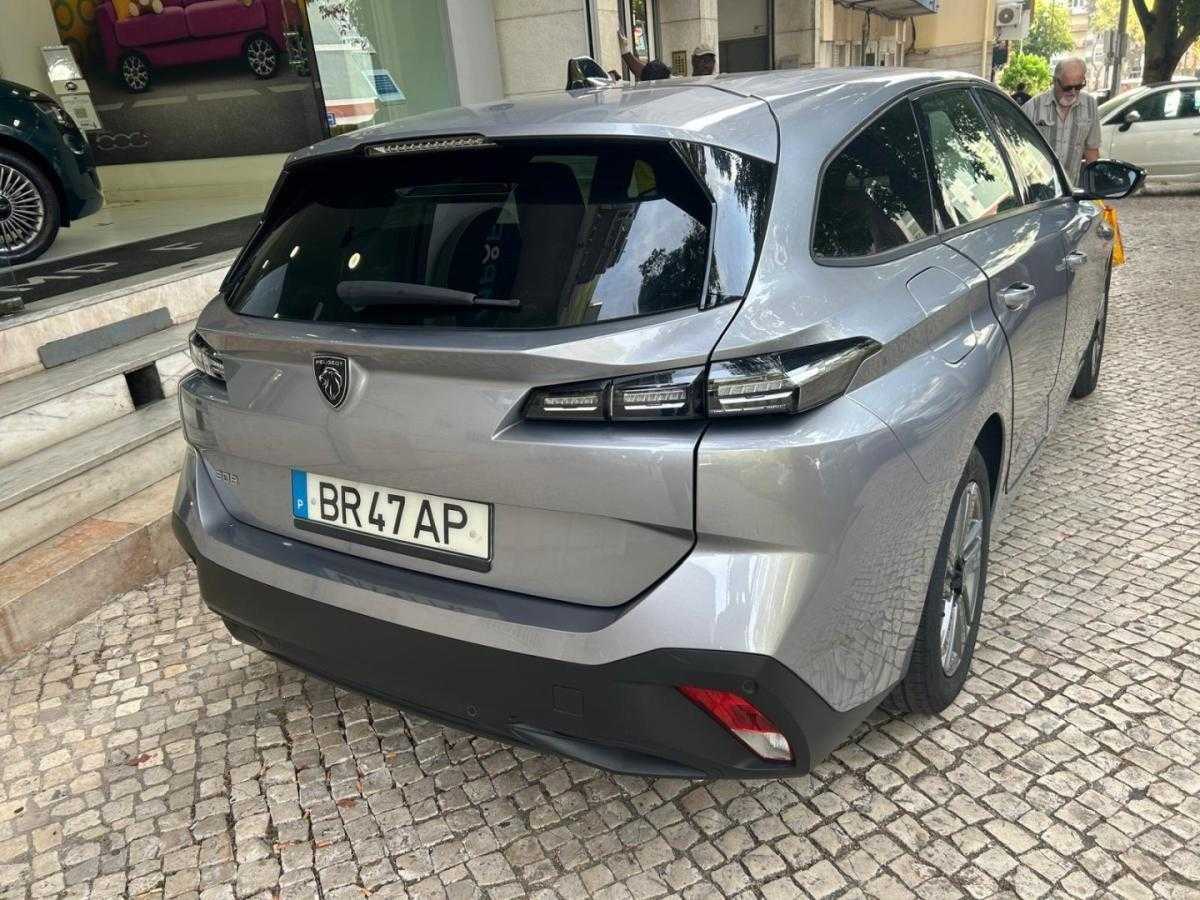 peugeot-308-sw-2025-gasolina-1199cc