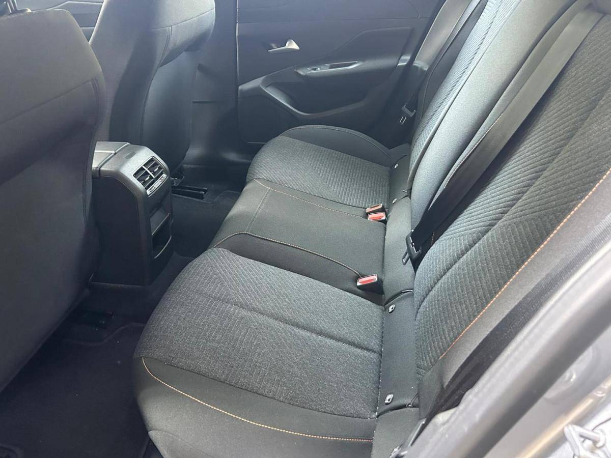 peugeot-308-sw-2025-gasolina-1199cc