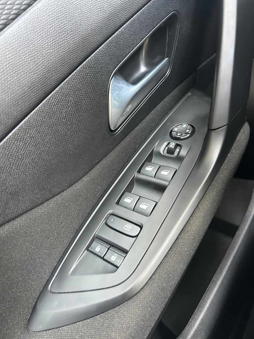 peugeot-308-sw-2025-gasolina-1199cc