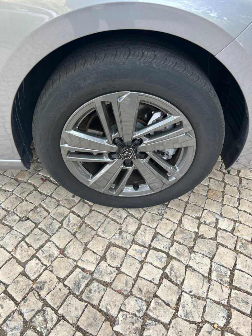 peugeot-308-sw-2025-gasolina-1199cc