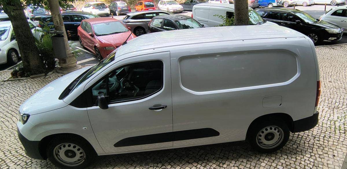 peugeot-partner-2024-diesel-1500cc