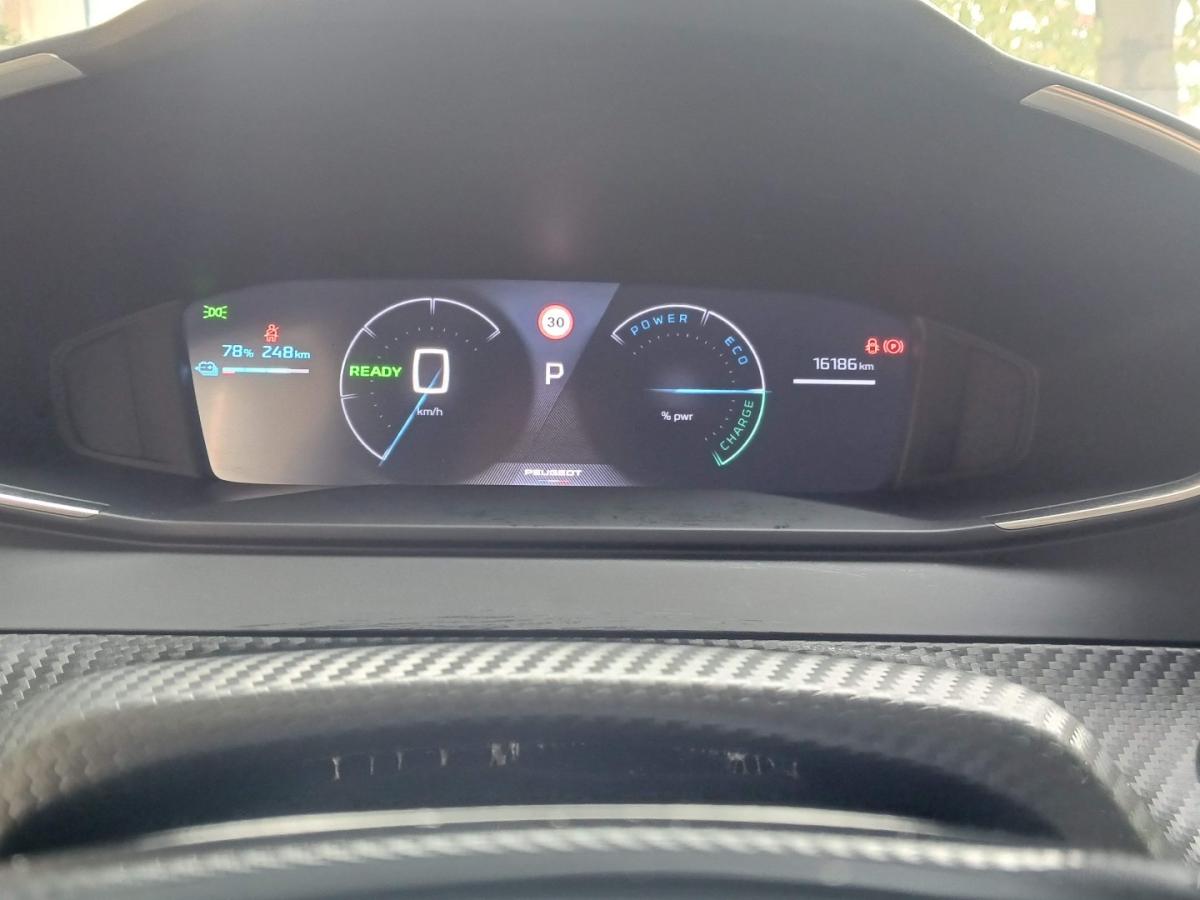 peugeot-e-2008-2024-eletrico-0cc