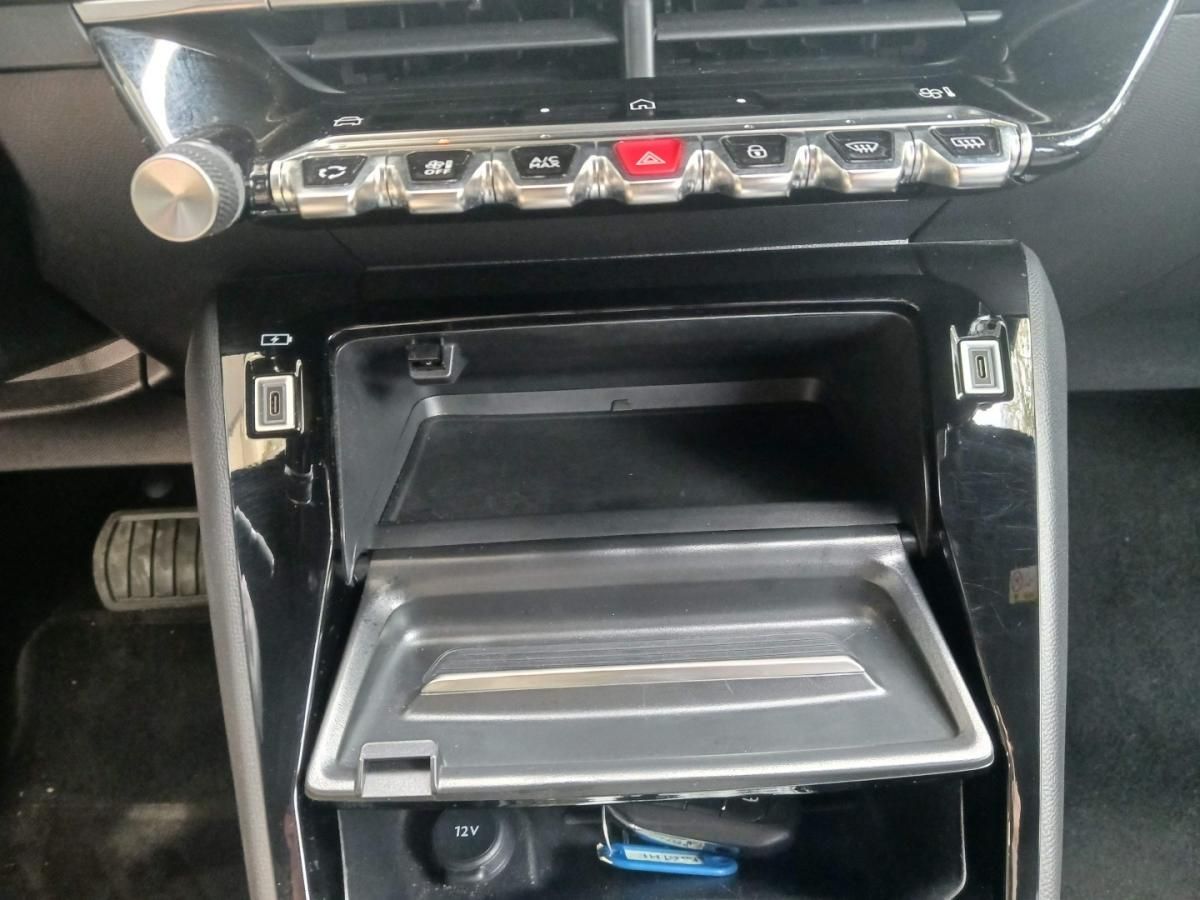 peugeot-e-2008-2024-eletrico-0cc