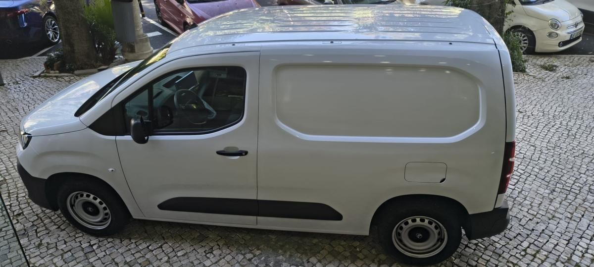 citroen-berlingo-2024-diesel-1500cc