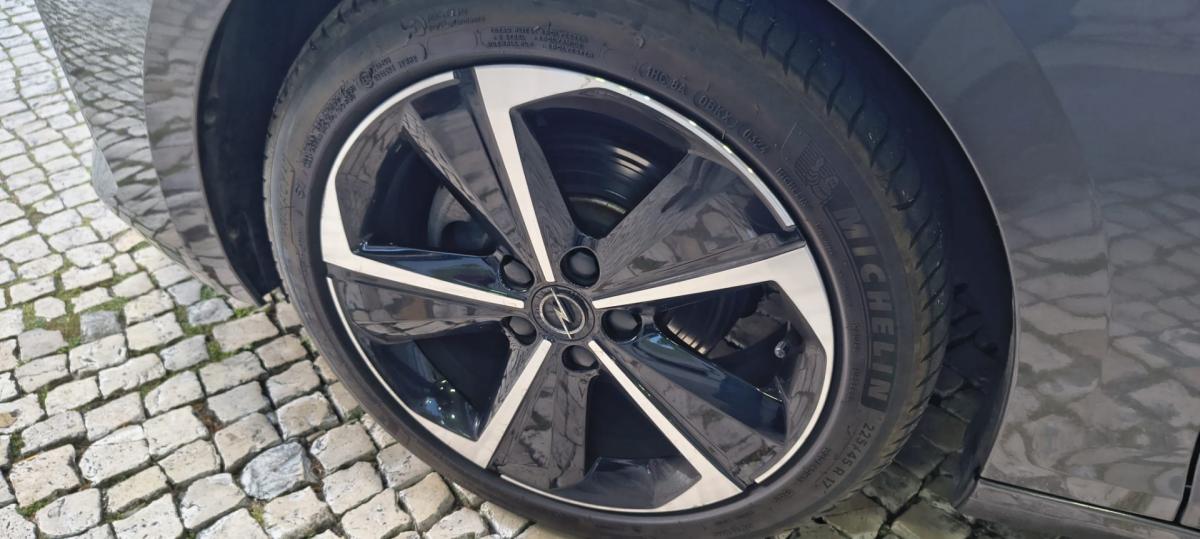 opel-astra-2024-gasolina-1199cc