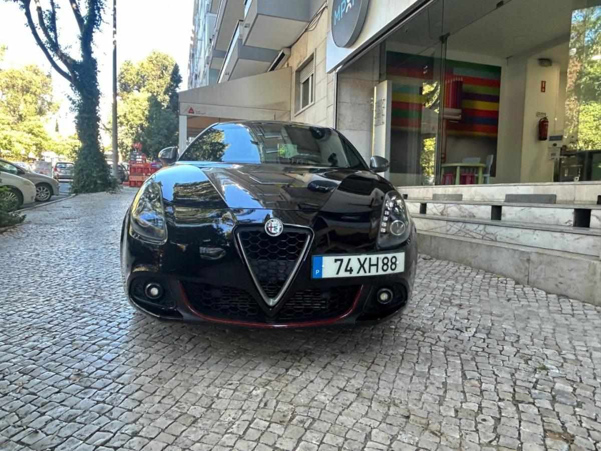 alfa-romeo-giulietta-2019-diesel-1598cc