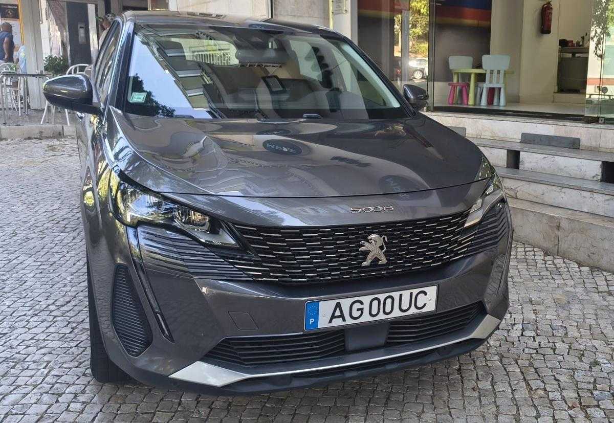 peugeot-5008-2021-diesel-1499cc