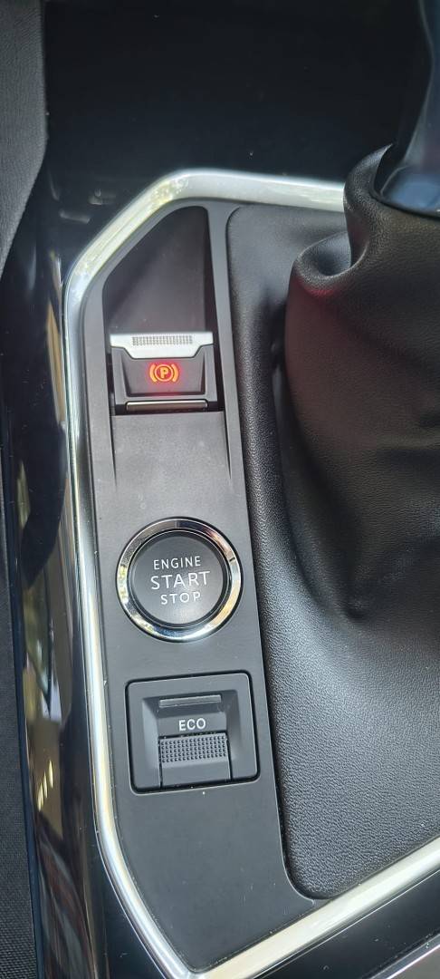 peugeot-5008-2021-diesel-1499cc