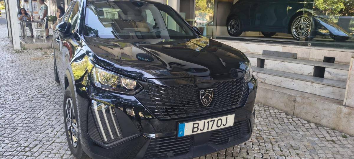 peugeot-2008-2024-gasolina-1199cc