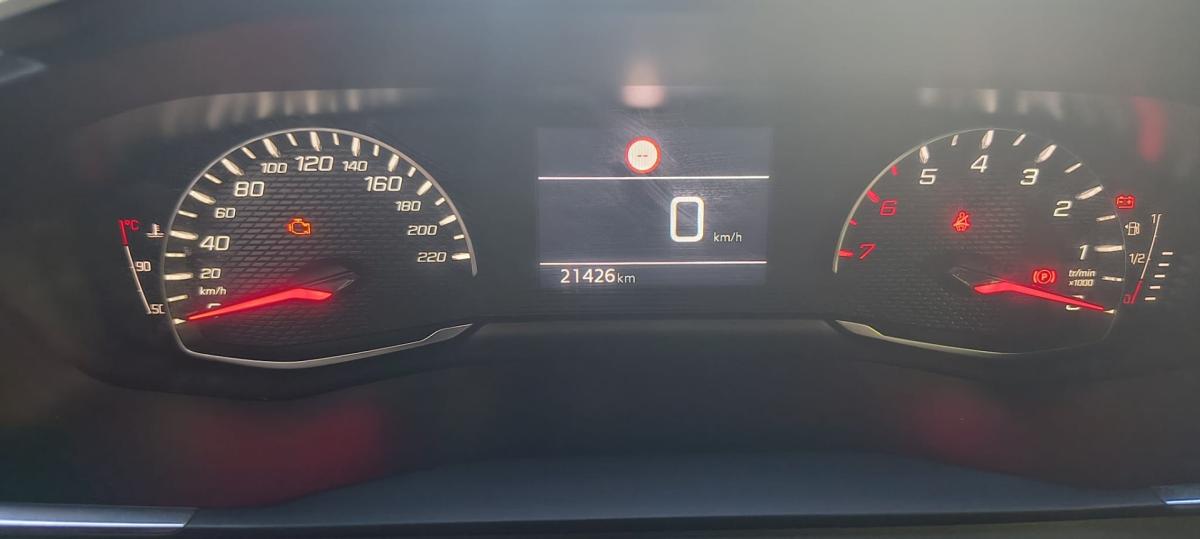 peugeot-2008-2024-gasolina-1199cc