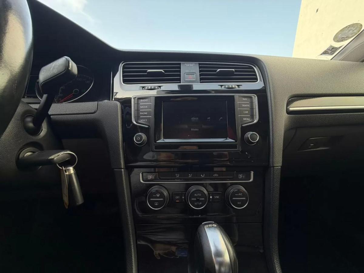 volkswagen-golf-2014-diesel-1598cc