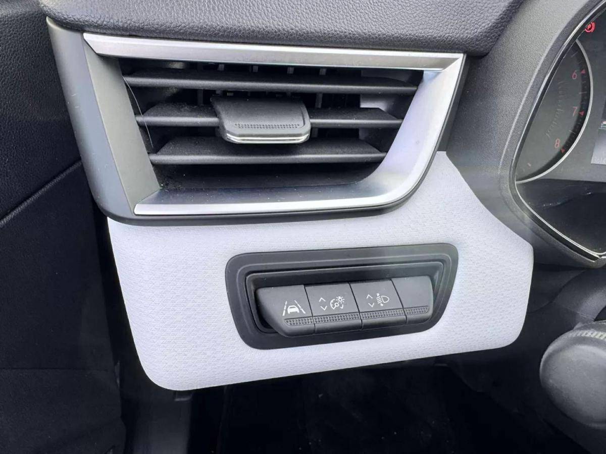 renault-clio-2023-gpl-999cc