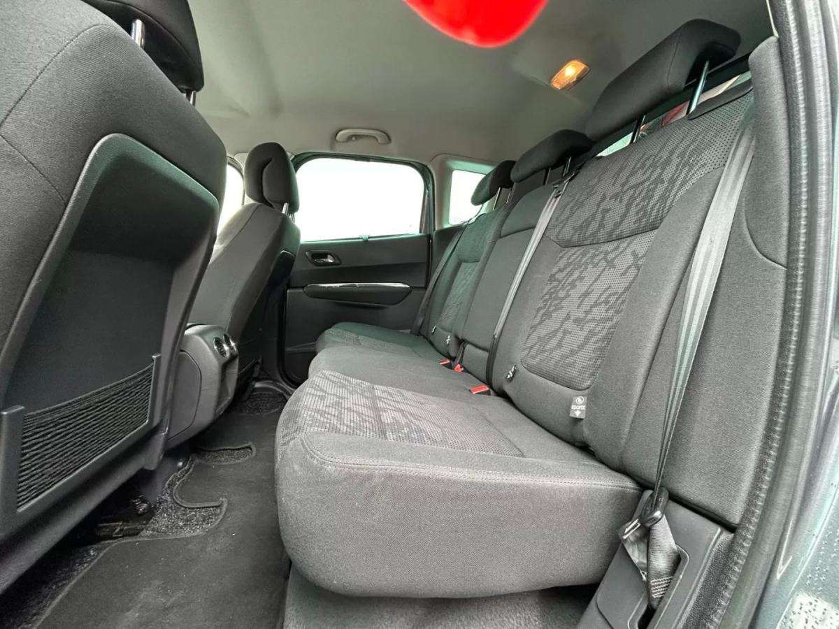 peugeot-3008-2012-diesel-1560cc