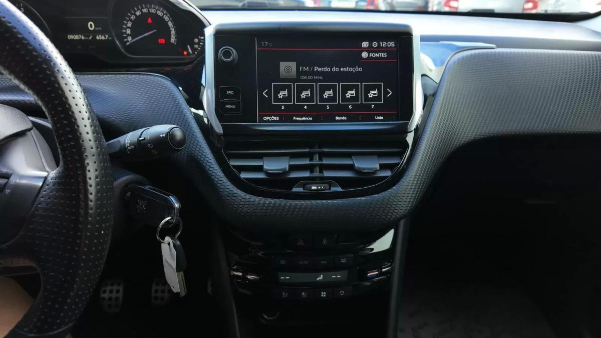 peugeot-2008-2018-diesel-1560cc