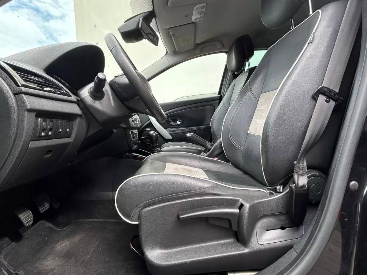 renault-megane-2012-diesel-1598cc