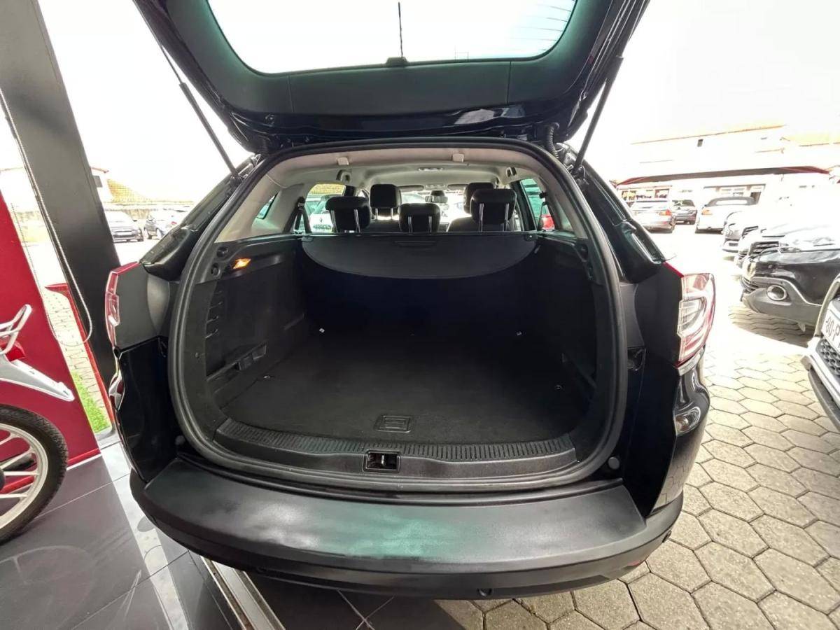 renault-megane-2012-diesel-1598cc