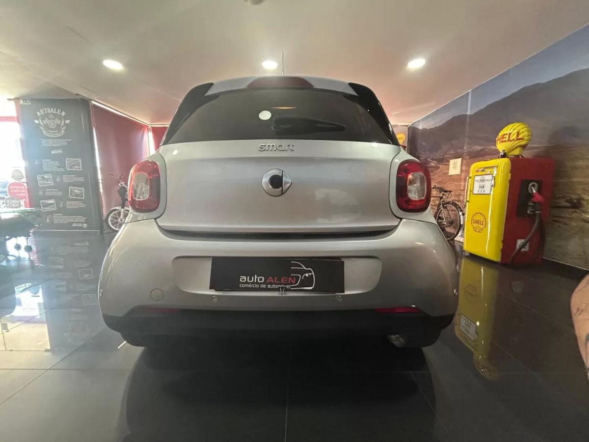 smart-forfour-2018-gasolina-898cc