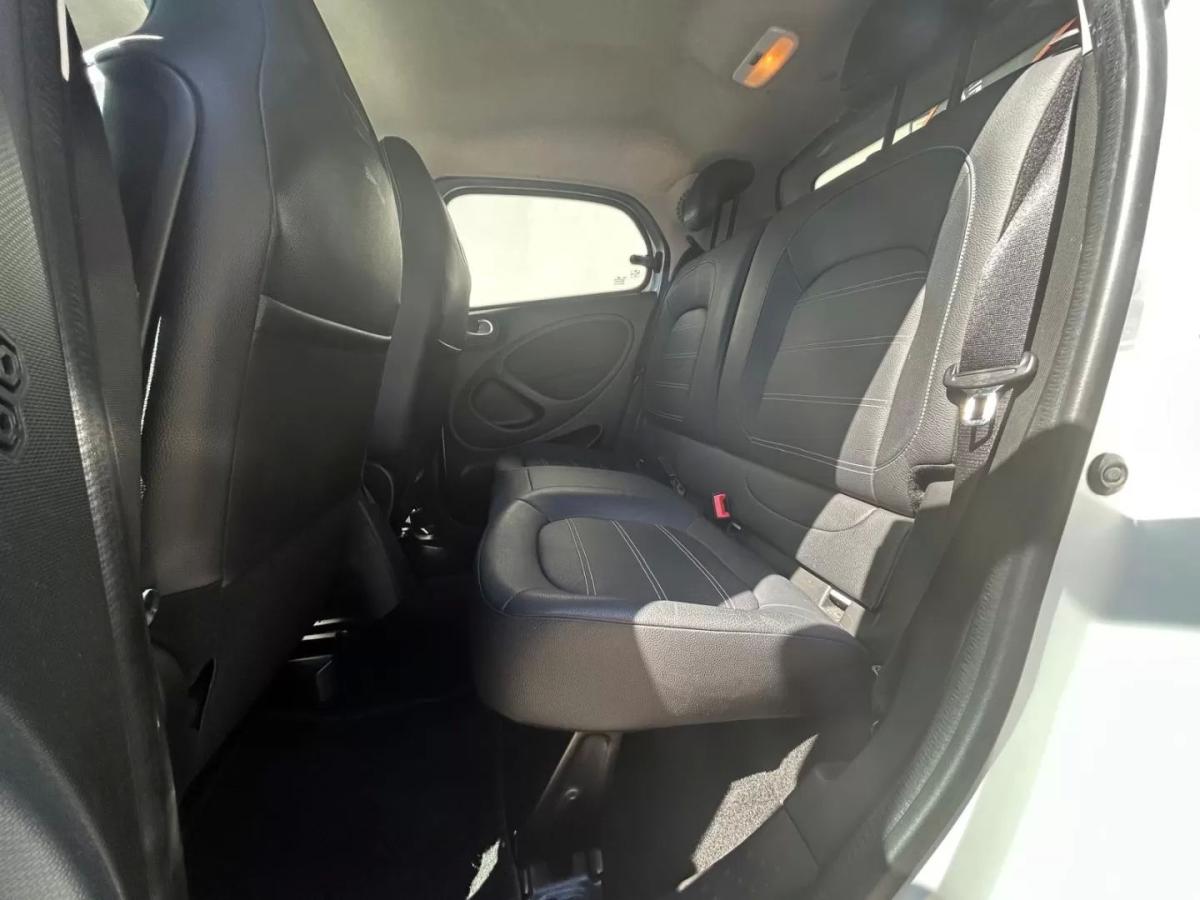 smart-forfour-2018-gasolina-898cc