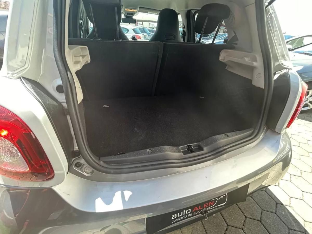 smart-forfour-2018-gasolina-898cc