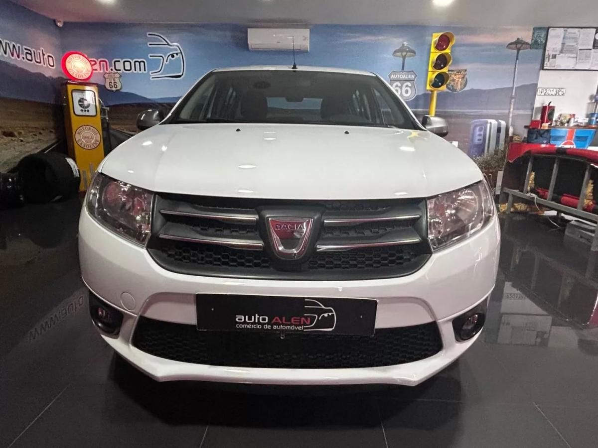 dacia-sandero-2015-gasolina-898cc