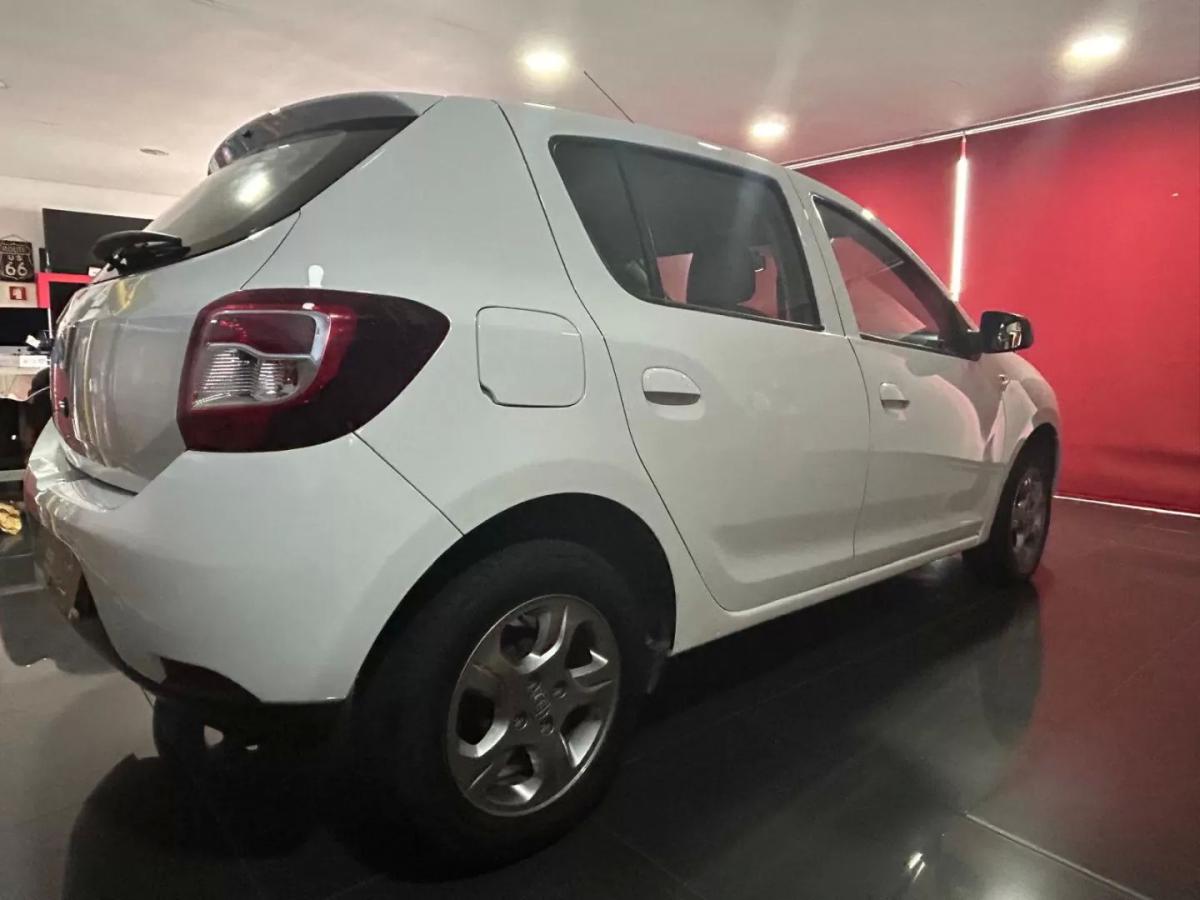 dacia-sandero-2015-gasolina-898cc