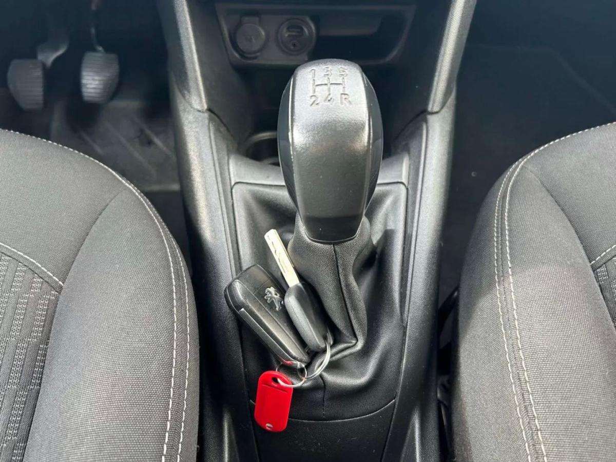 peugeot-208-2018-diesel-1560cc