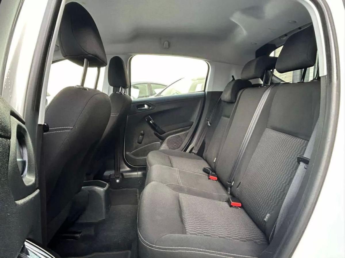 peugeot-208-2018-diesel-1560cc