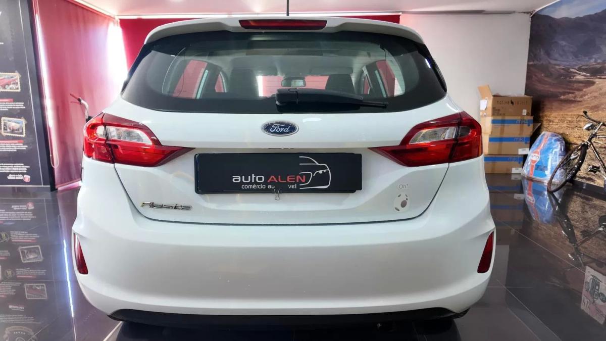 ford-fiesta-2018-gasolina-1084cc