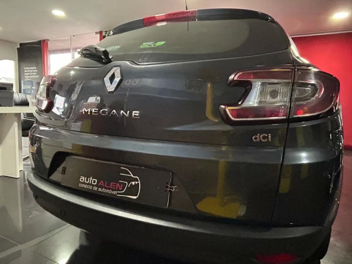 renault-megane-sport-tourer-2014-diesel-1461cc