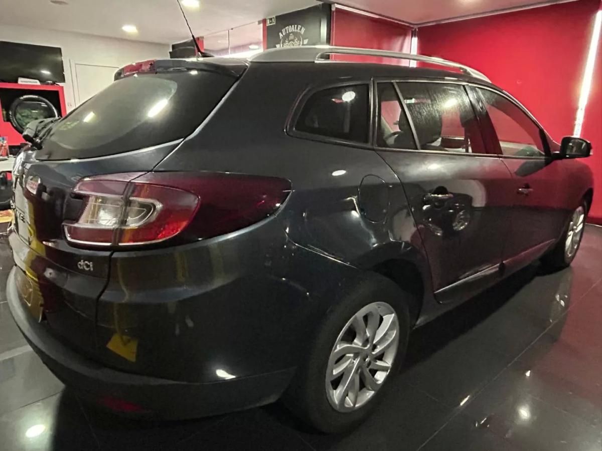 renault-megane-sport-tourer-2014-diesel-1461cc