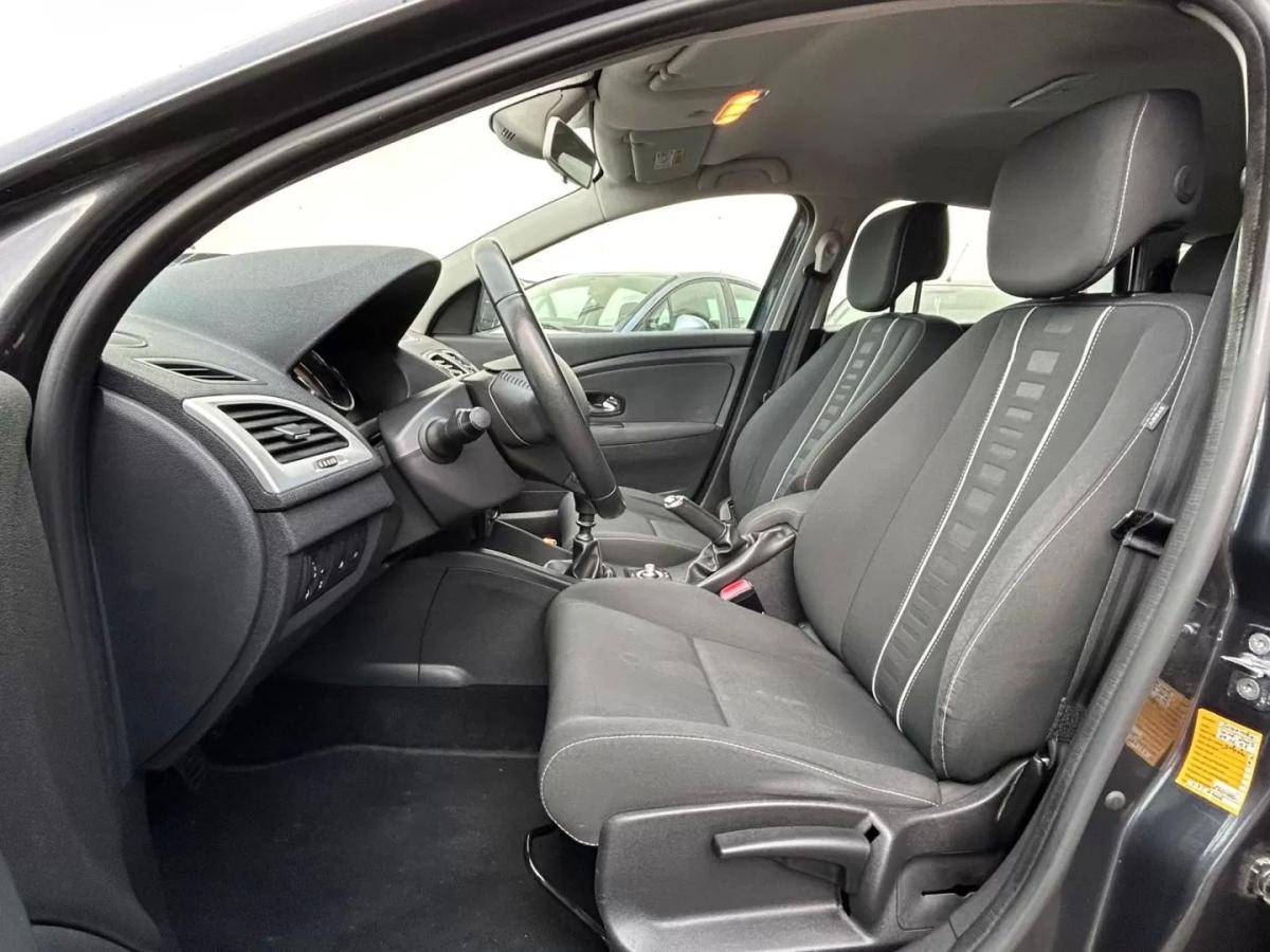 renault-megane-sport-tourer-2014-diesel-1461cc