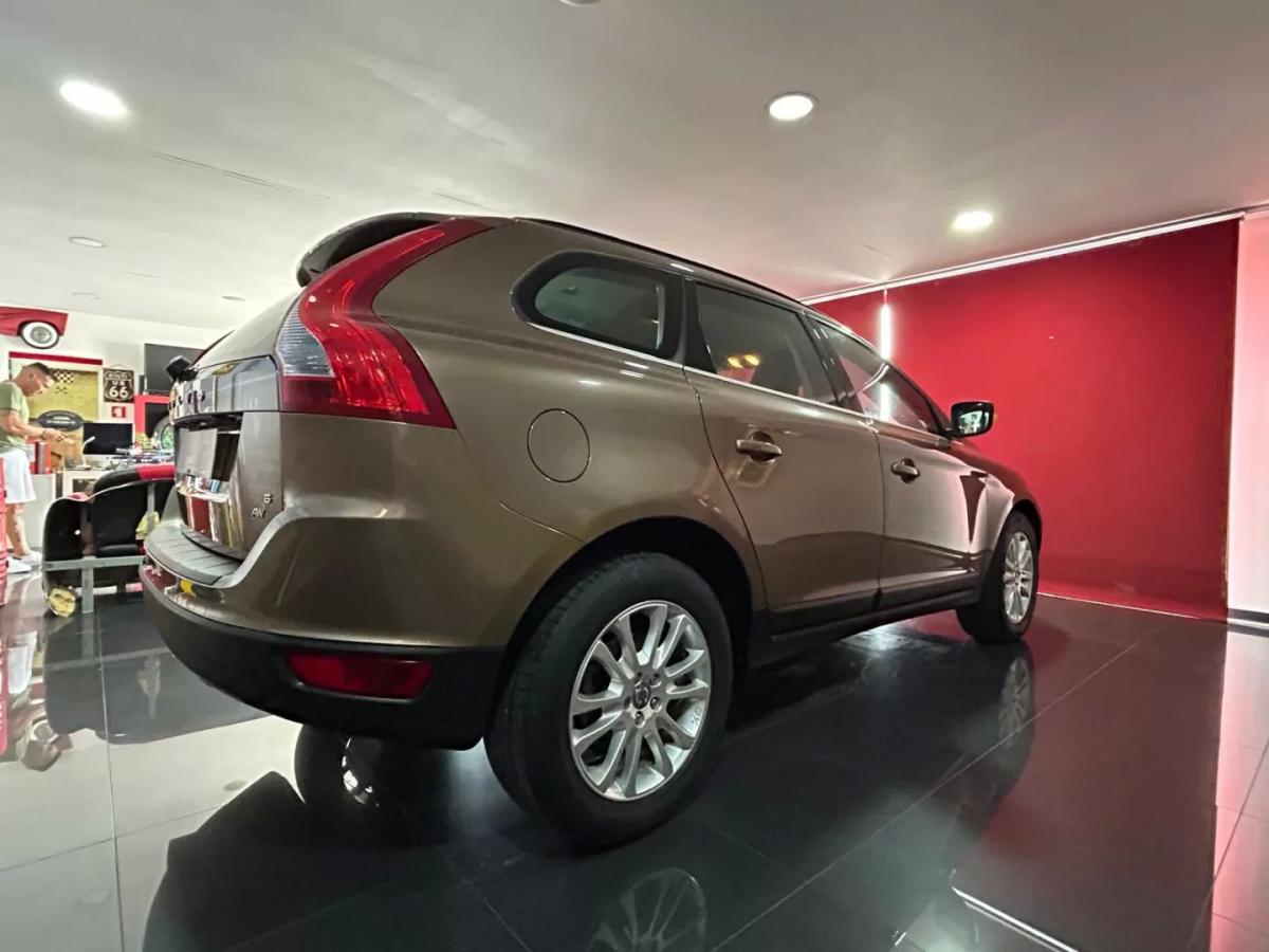 volvo-xc60-2009-diesel-2400cc