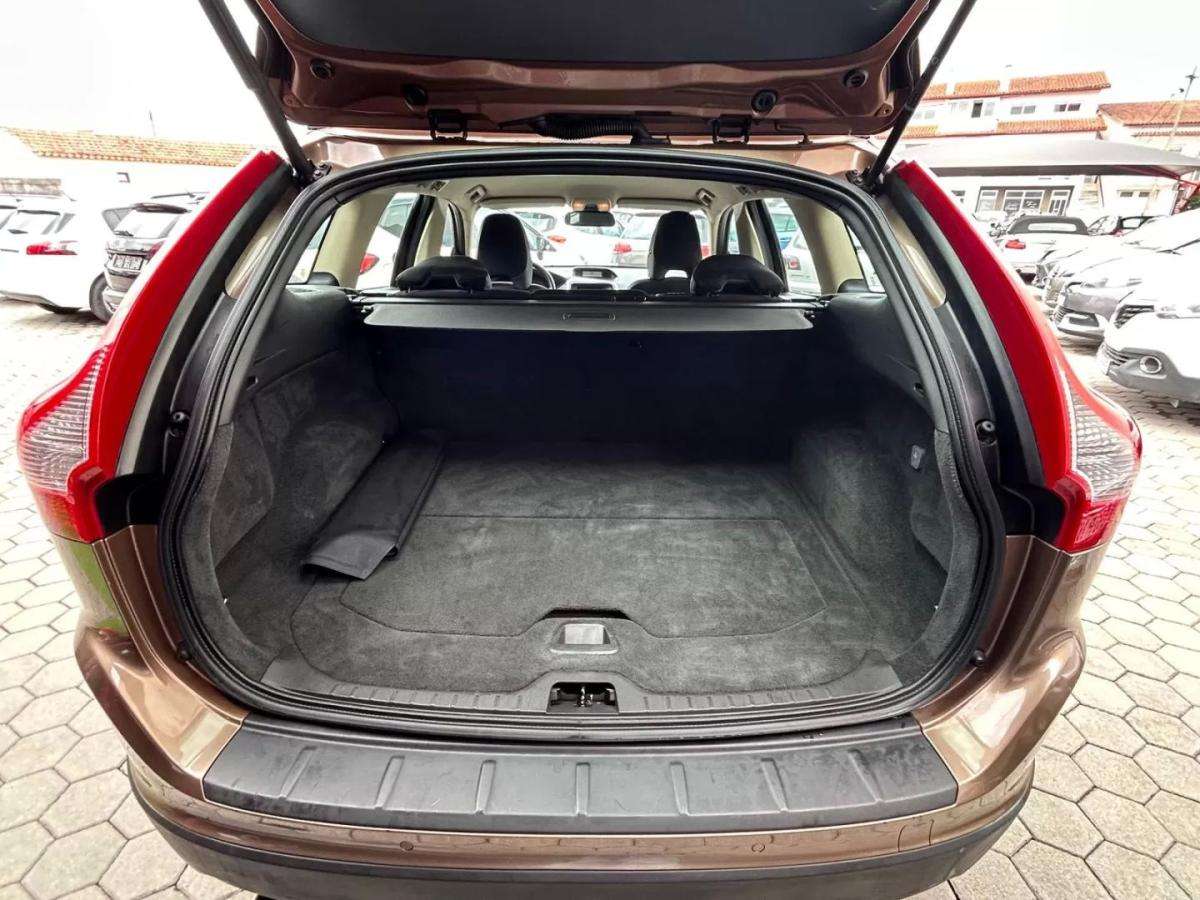 volvo-xc60-2009-diesel-2400cc