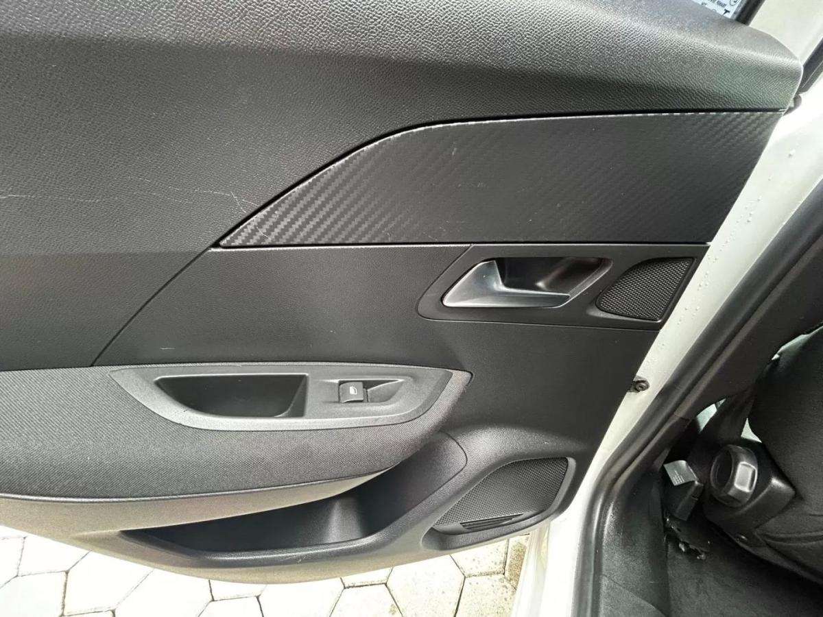 peugeot-2008-2019-diesel-1499cc