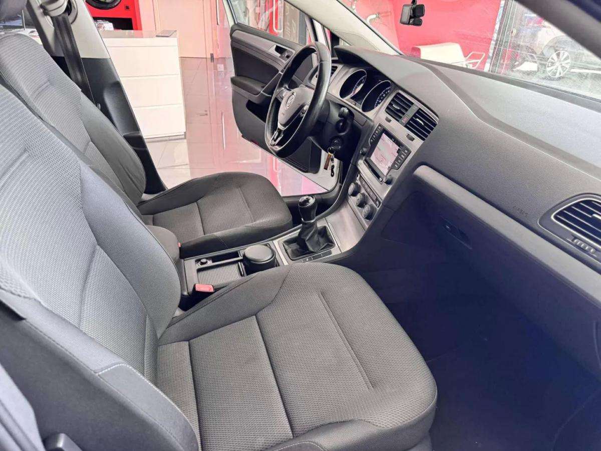 volkswagen-golf-2016-diesel-1598cc