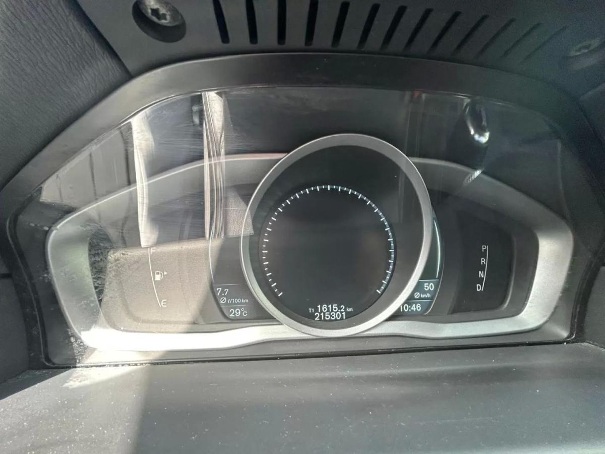volvo-xc70-2015-diesel-1969cc